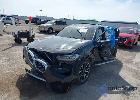 2022 BMW X4 xDrive30I z USA, uszkodzony, nr VIN 5UX33DT09N9J29170